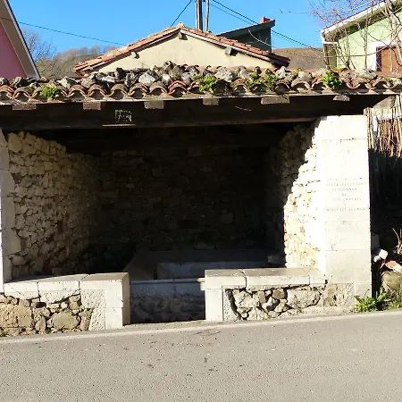 Hétvégi ház La Cueva'l Bosque Inguanzo