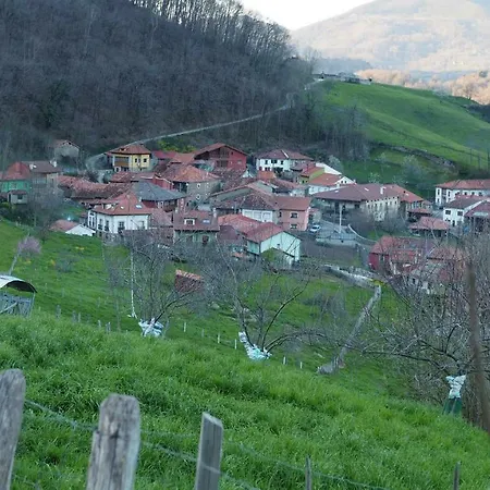 La Cueva'l Bosque Hétvégi ház Inguanzo