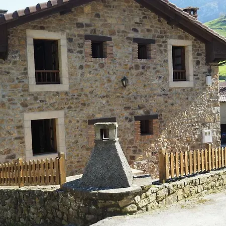La Cueva'l Bosque * Inguanzo